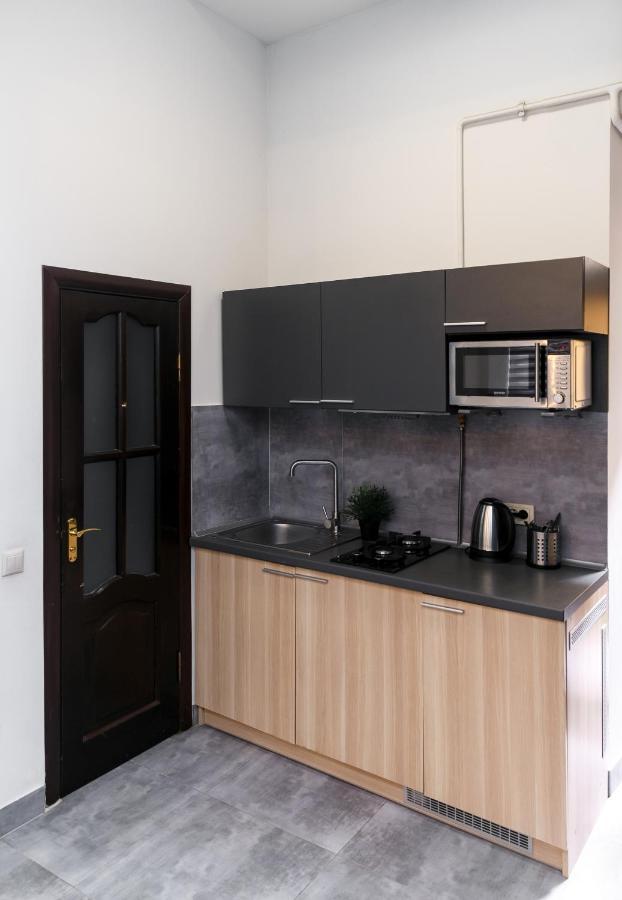 Main Square Apartment Good Stay In The City Center Lviv Eksteriør billede